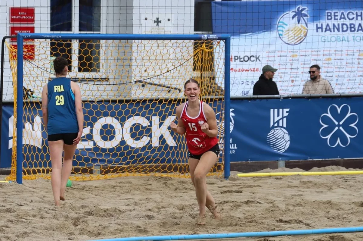 IHF Beach Handball Global Tour dzień drugi. Polki wygrywają z Francuzkami [ZDJĘCIA]