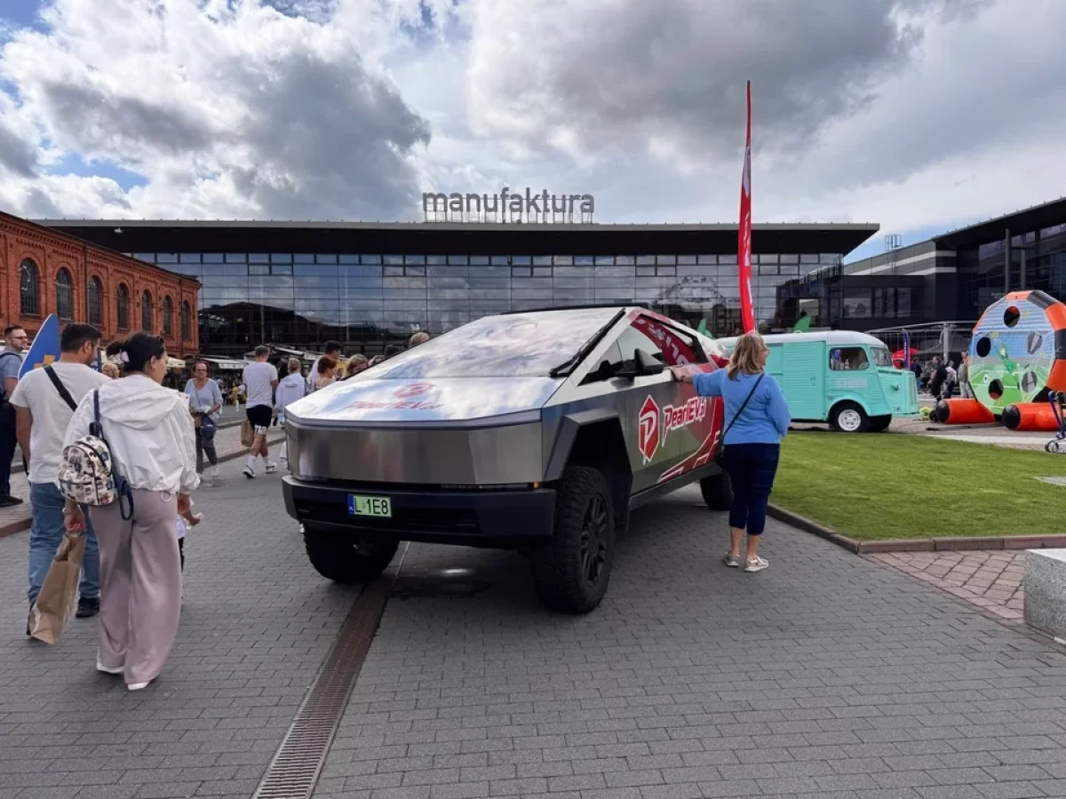 Elektryki opanowały Manufakturę. Tak wyglądał New Mobility Experience 2026 w Łodzi