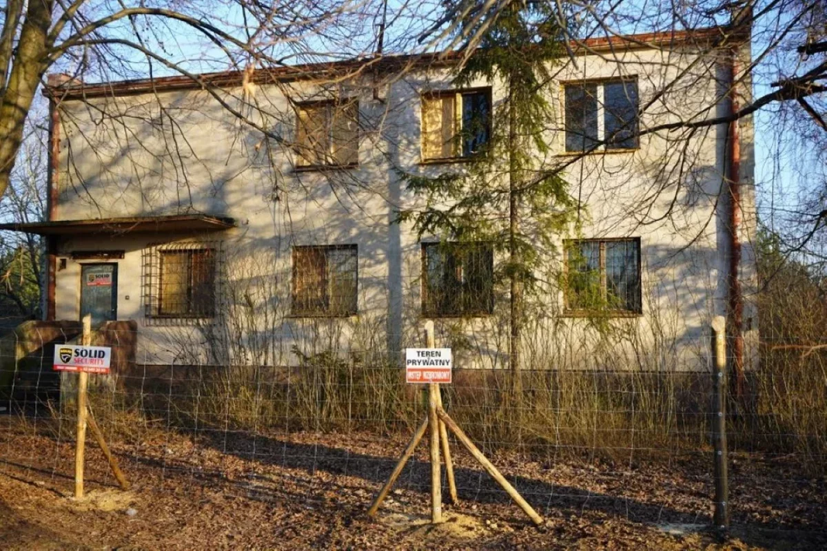 Nietypowe nieruchomości na sprzedaż pod Łodzią. Znamy ceny i terminy przetargów