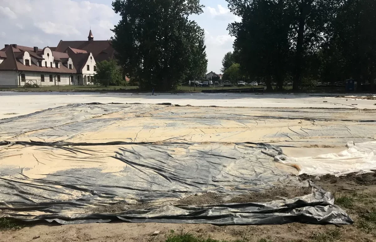 Cały tydzień pracowali w Płocku nocami. Wszystko ma być gotowe już za miesiąc [ZDJĘCIA]
