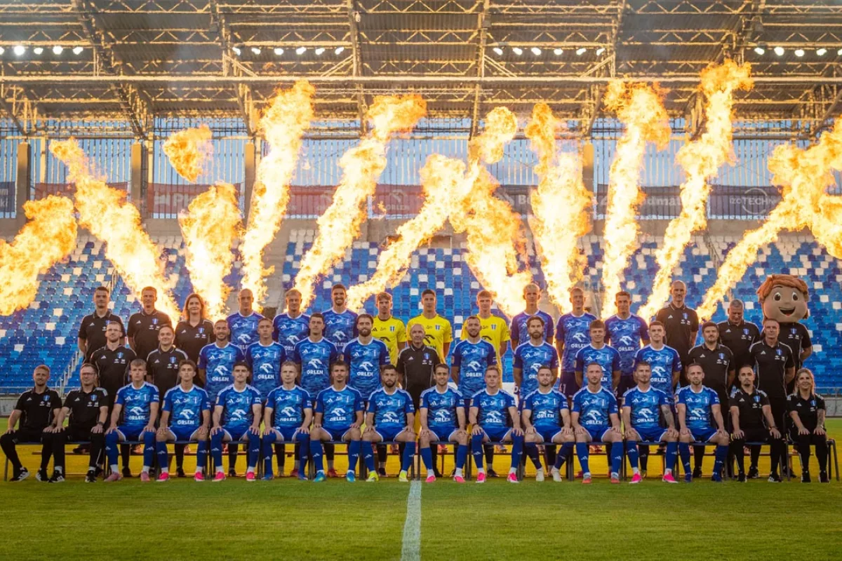 Prezentacja Wisły Płock przed sezonem. Klub pokazał nowe koszulki, historyczna zgoda Orlenu [ZDJĘCIA]