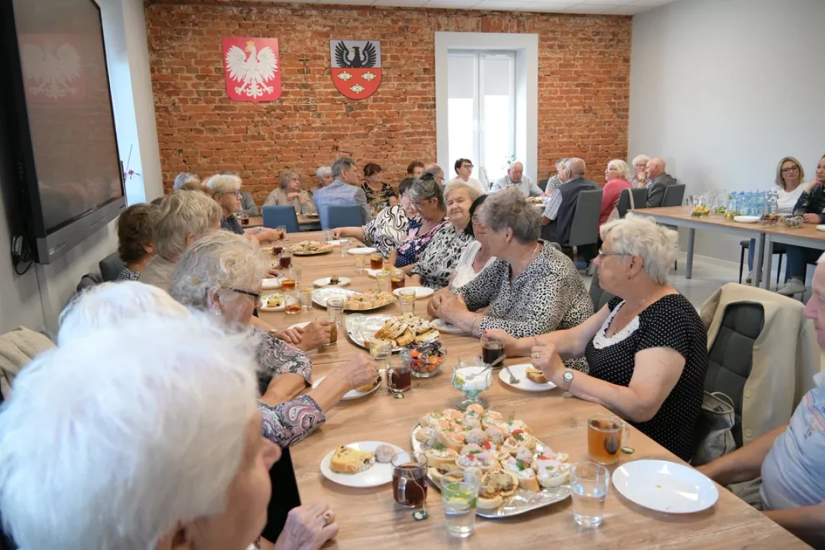 Klub Seniora w Oporowie już otwarty. Powstało miejsce dla mieszkańców