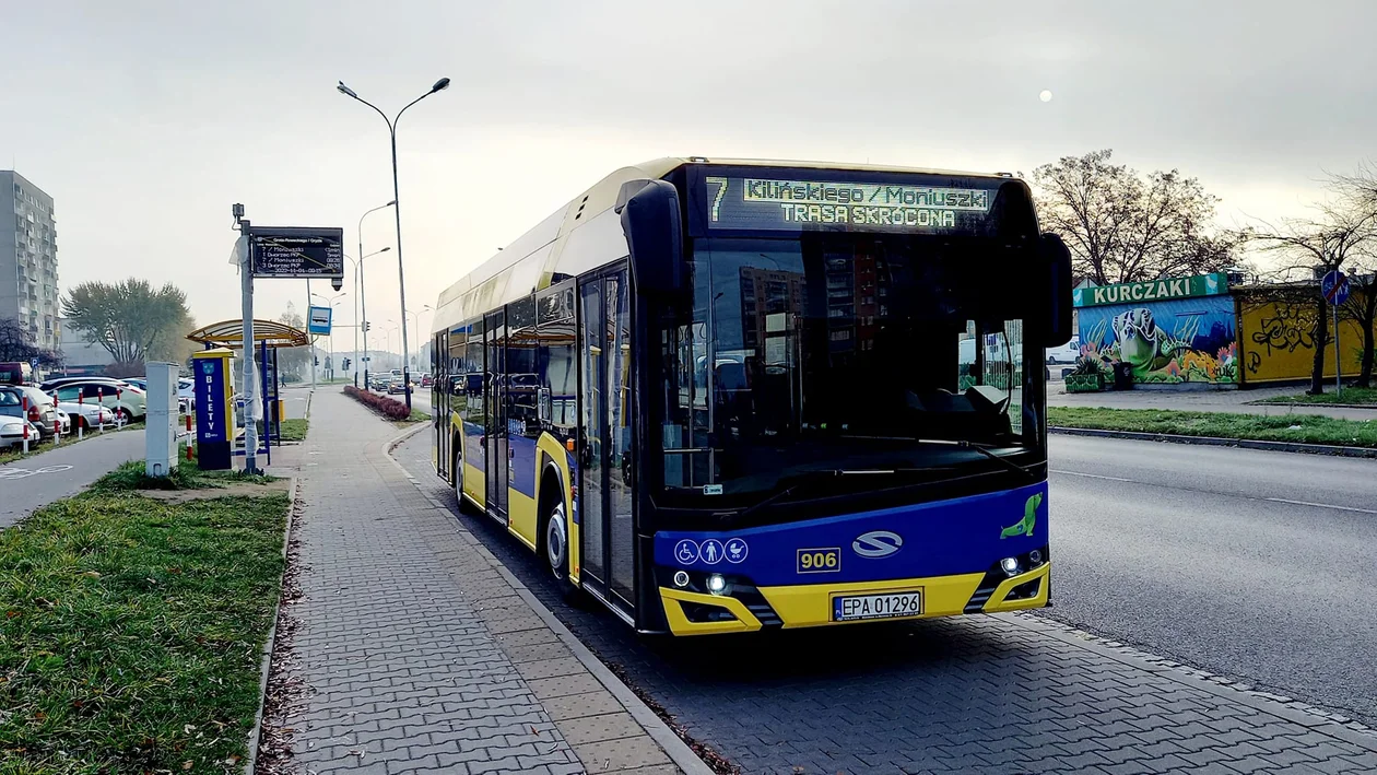 Zmiany w komunikacji miejskiej. Sprawdź, co planuje MZK w Pabianicach na przełomie marca i kwietnia - Zdjęcie główne