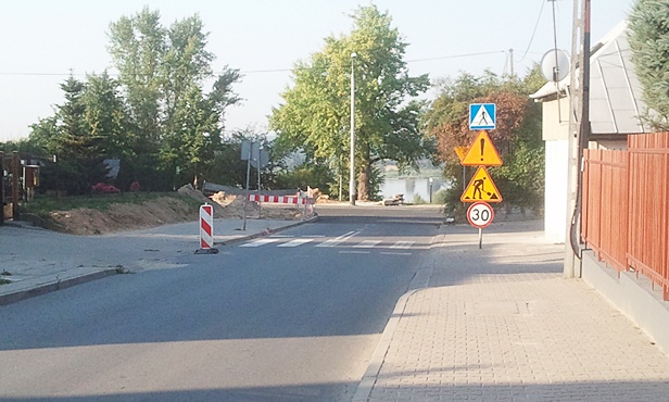 Chaos. Jeżdżą pod prąd, piesi się boją - Zdjęcie główne