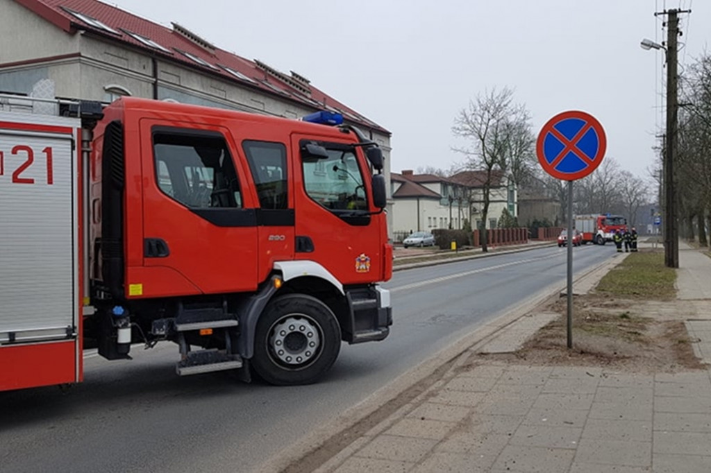 Możliwa bomba w budynku sądu - Zdjęcie główne