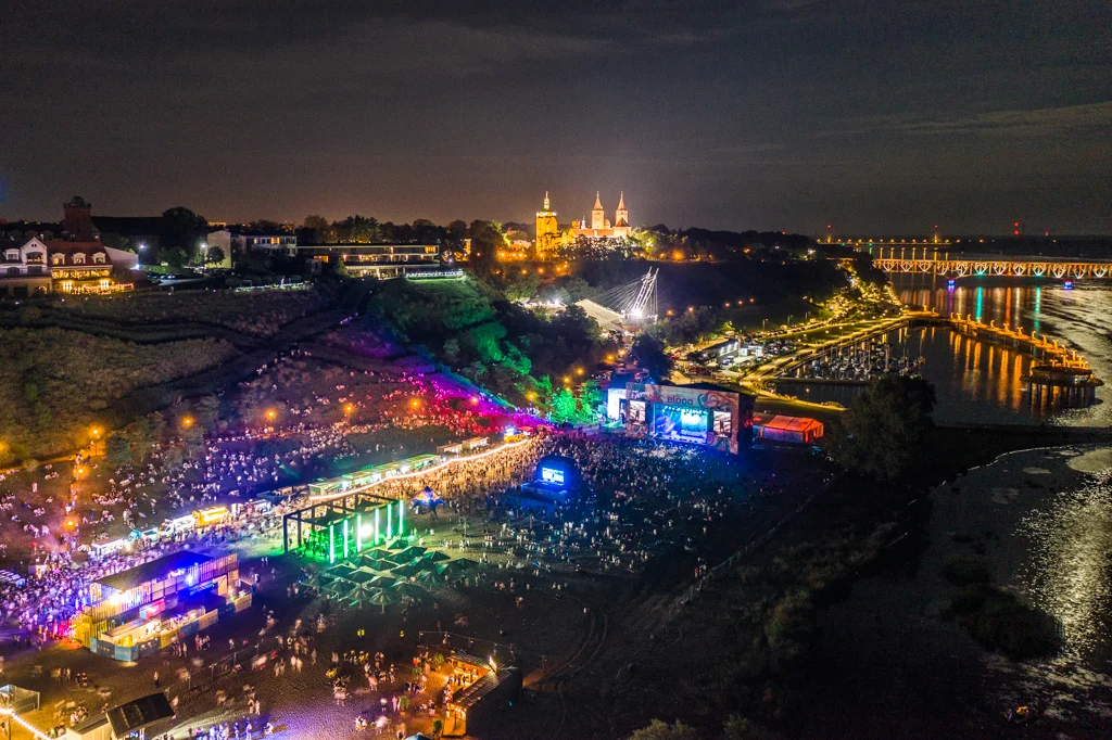 Lech Polish Hip-Hop Festival z lotu ptaka [ZDJĘCIA Z DRONA] - Zdjęcie główne