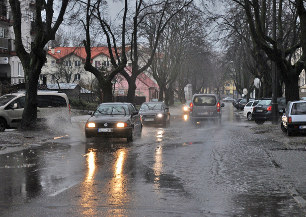 Wielkie kałuże. A miało ich nie być…[FOTO] - Zdjęcie główne