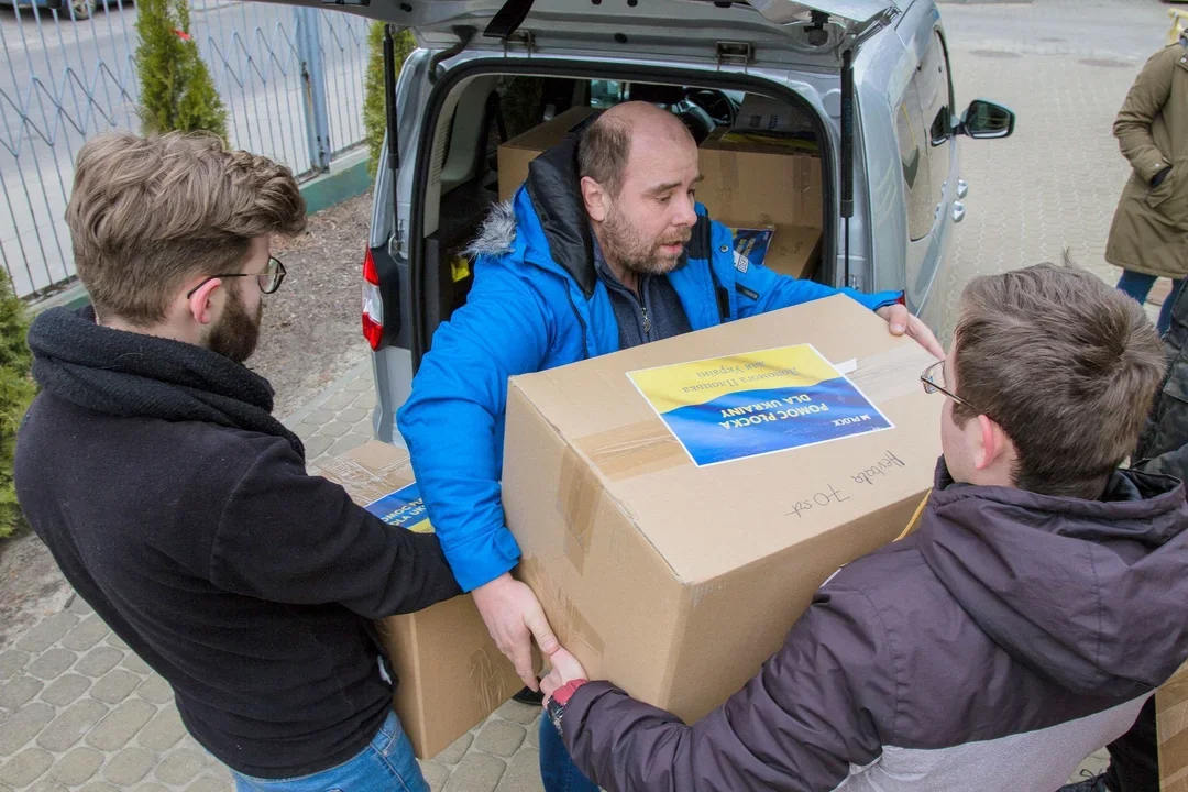 Ważny transport z Płocka. Były autobusy i agregaty, a co pojedzie tym razem? - Zdjęcie główne