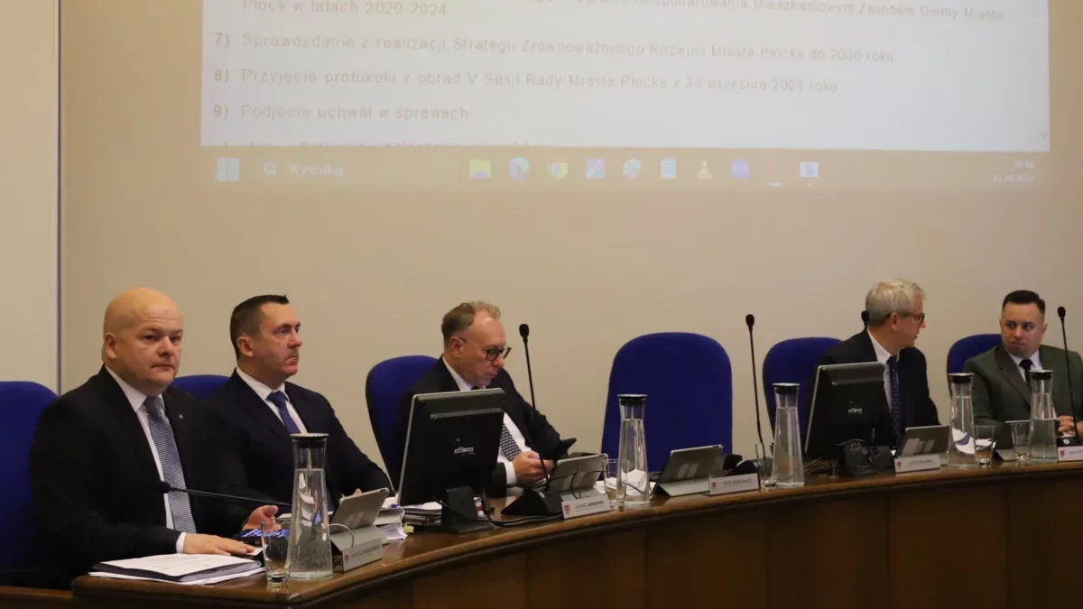 Domy, działki, obrazy i setki tysięcy złotych zarobku. Prześwietlamy majątki zarządu miasta [OŚWIADCZENIA MAJĄTKOWE]