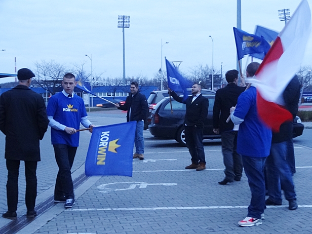 Tłumy na Korwinie. Zmieńmy koryto [FOTO] - Zdjęcie główne