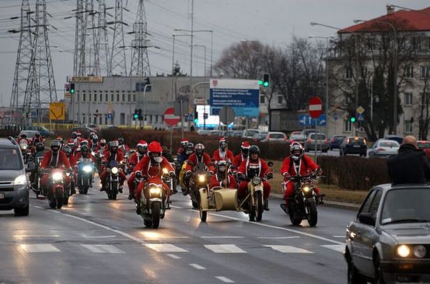 Mikołaje na motocyklach dla potrzebujących - Zdjęcie główne