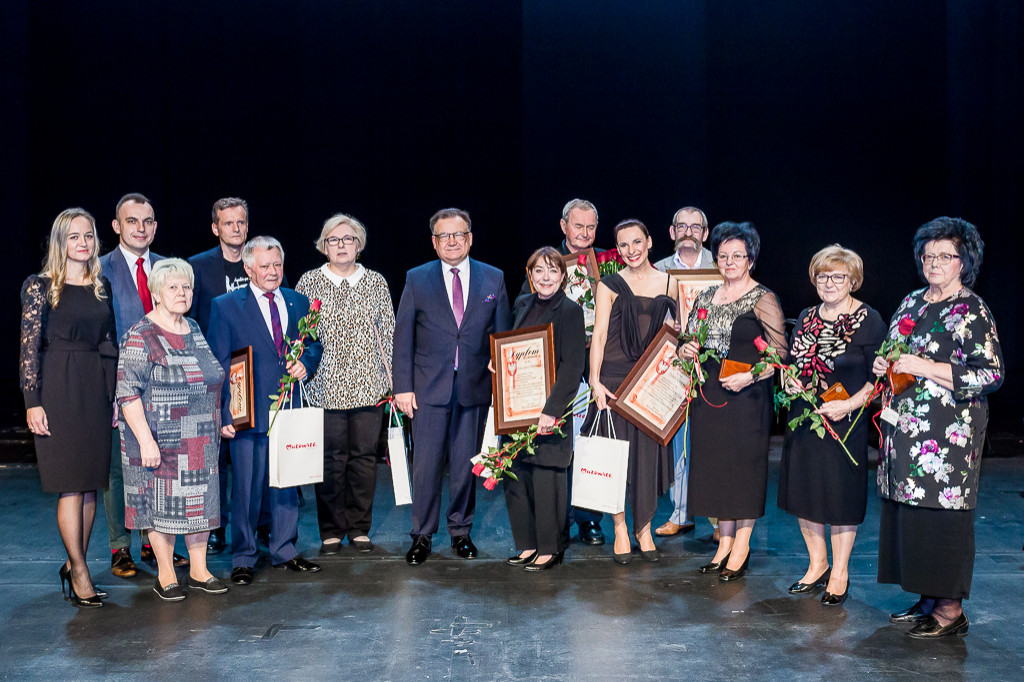 Płocki teatr świętował 45 urodziny - Zdjęcie główne