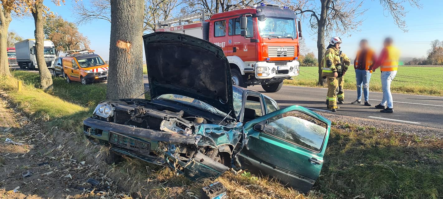 Zderzenie dwóch volkswagenów pod Płockiem - Zdjęcie główne