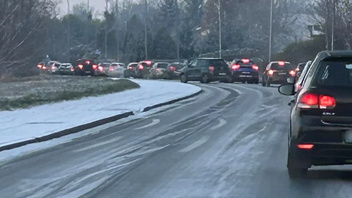 Paraliż komunikacyjny Płocka! Całe miasto porusza się w ślimaczym tempie - Zdjęcie główne