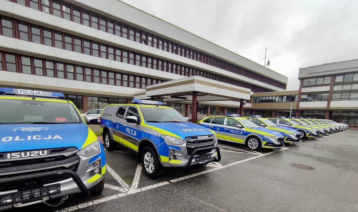 Samochody dla mazowieckich policjantów. Trafią także do Gostynina - Zdjęcie główne