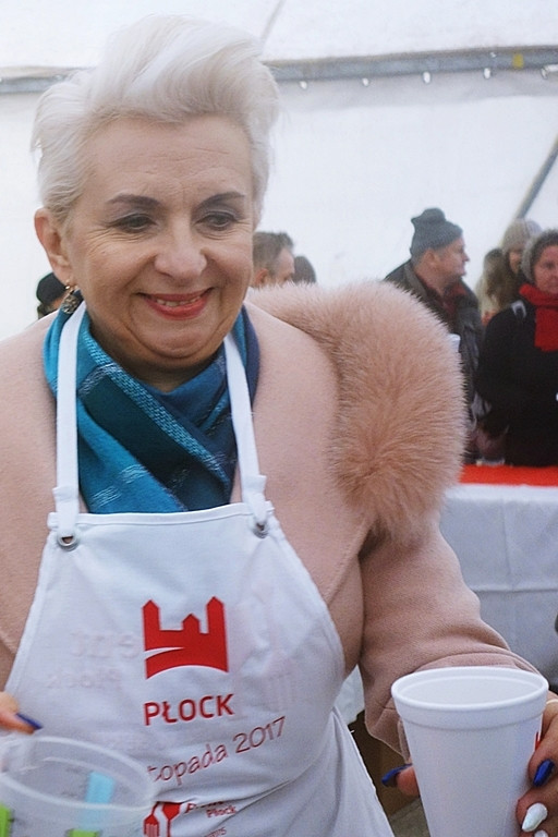 Tłumy na starówce po rosół z gęsiny - Zdjęcie główne