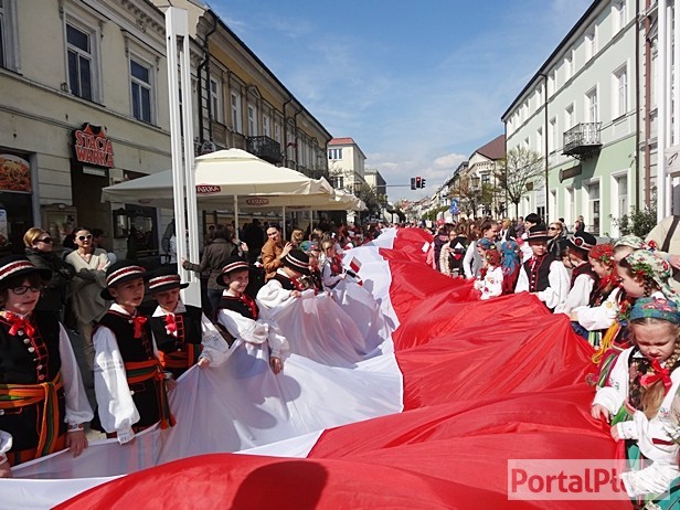 Wielki balon poszybował nad starówką - Zdjęcie główne