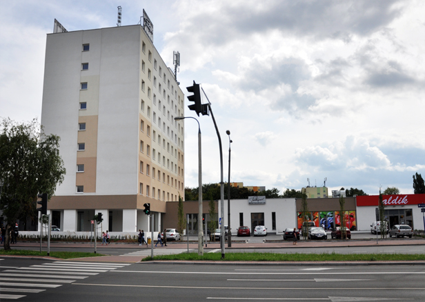 Jest napis na Petropolu. Zobaczcie [FOTO] - Zdjęcie główne