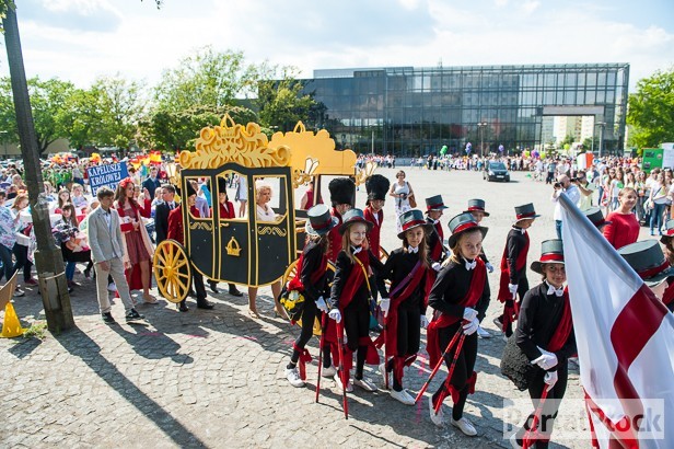 W weekend piknik z paradą i koncertami - Zdjęcie główne