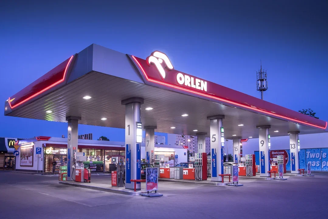 PKN Orlen rozwija sieć stacji. Koncern rozpoczyna rebranding na rynku węgierskim - Zdjęcie główne