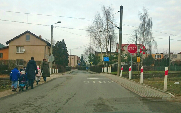 Mężczyzna zginął na przejeździe kolejowym - Zdjęcie główne