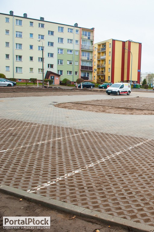 Nowy parking prawie gotowy - Zdjęcie główne