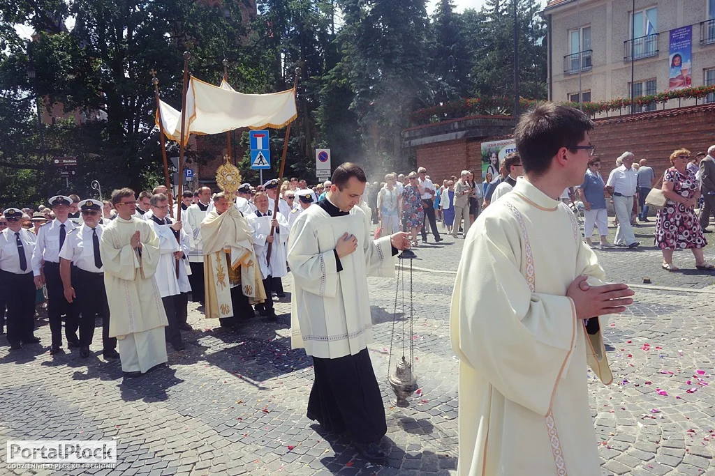 W czwartek Boże Ciało. Ulicami Płocka przejdzie procesja - Zdjęcie główne