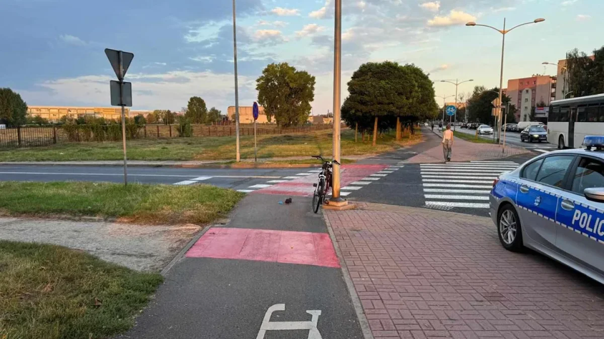 Potrącenie rowerzystki. Kobieta trafiła do szpitala - Zdjęcie główne