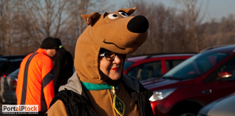 Scooby Doo, pingwin, kościotrup. Pobiegli w strojach dla zabawy - Zdjęcie główne