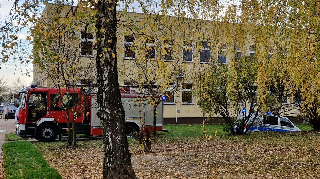 Tragiczne zdarzenie w szpitalu na Winiarach. Mężczyzna wyskoczył z okna - Zdjęcie główne