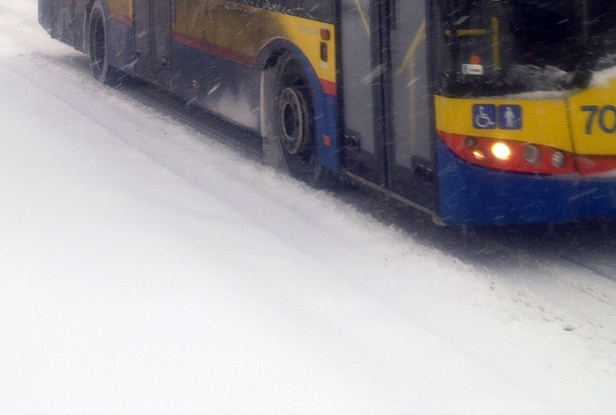 Nieprzejezdne drogi. Autobusy odwołane - Zdjęcie główne