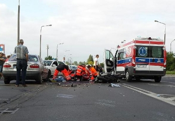 Trzy wypadki. Ofiara śmiertelna i ranni - Zdjęcie główne