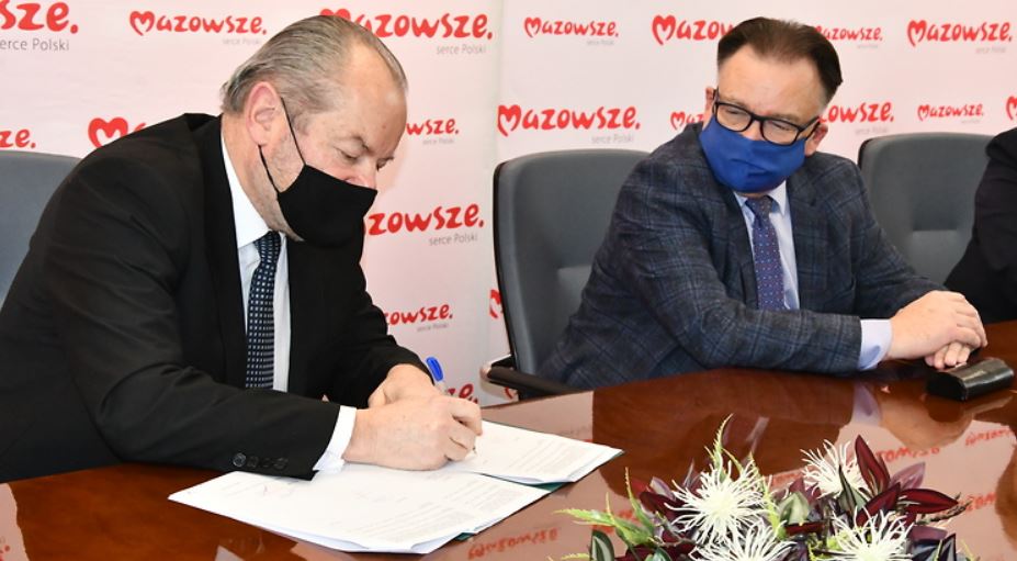 Pieniądze z Mazowsza dla Podkarpacia. 200 tys. zł na remont drogi - Zdjęcie główne