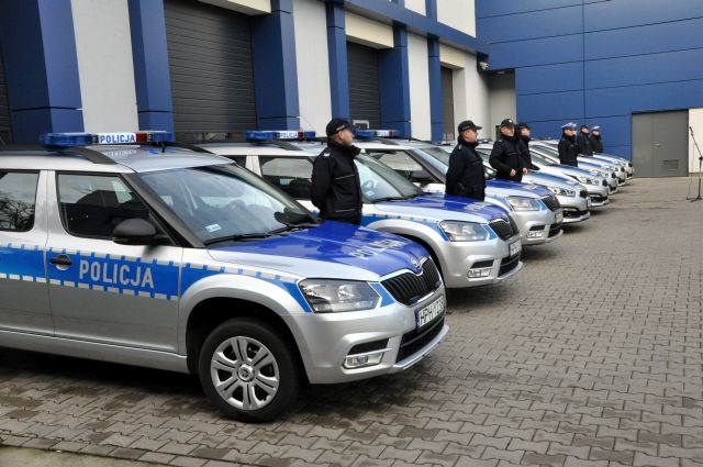 Nowe auta dla policji. Za milion zł [FOTO] - Zdjęcie główne