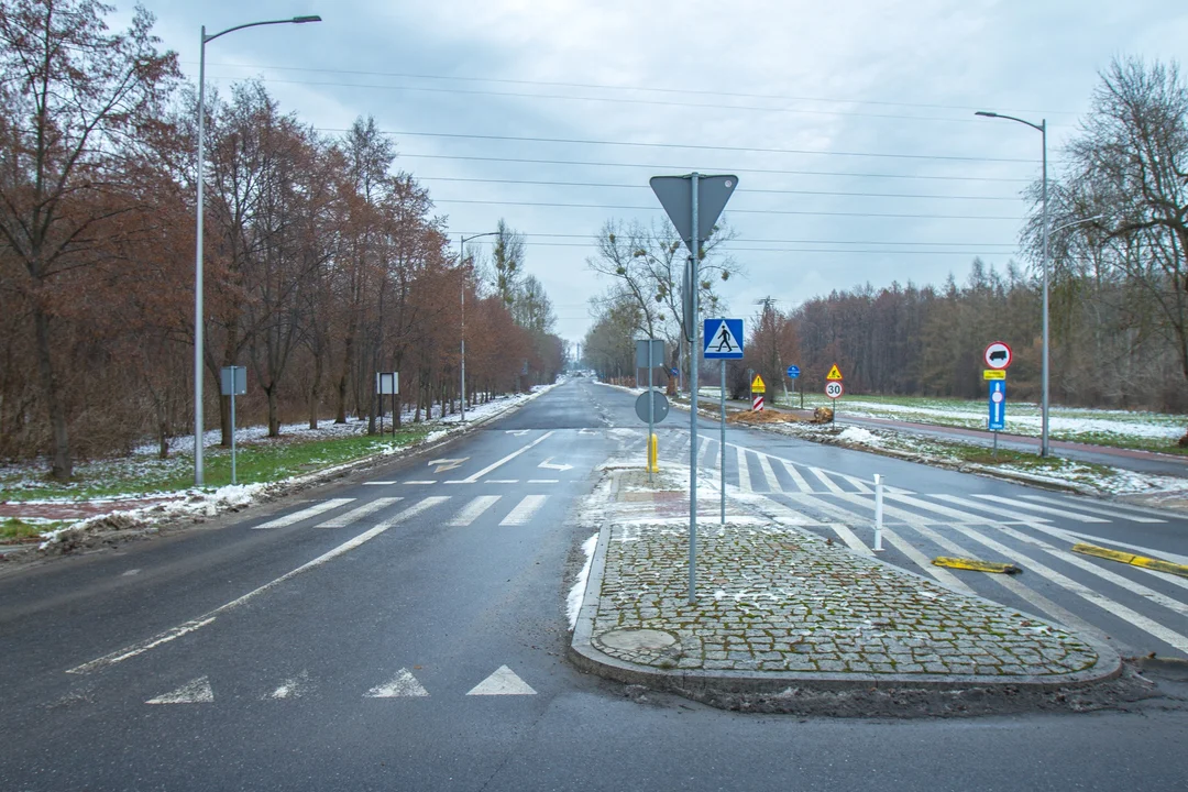 Fragment Łukasiewicza otwarty. Wznowiono ruch samochodów i autobusów - Zdjęcie główne