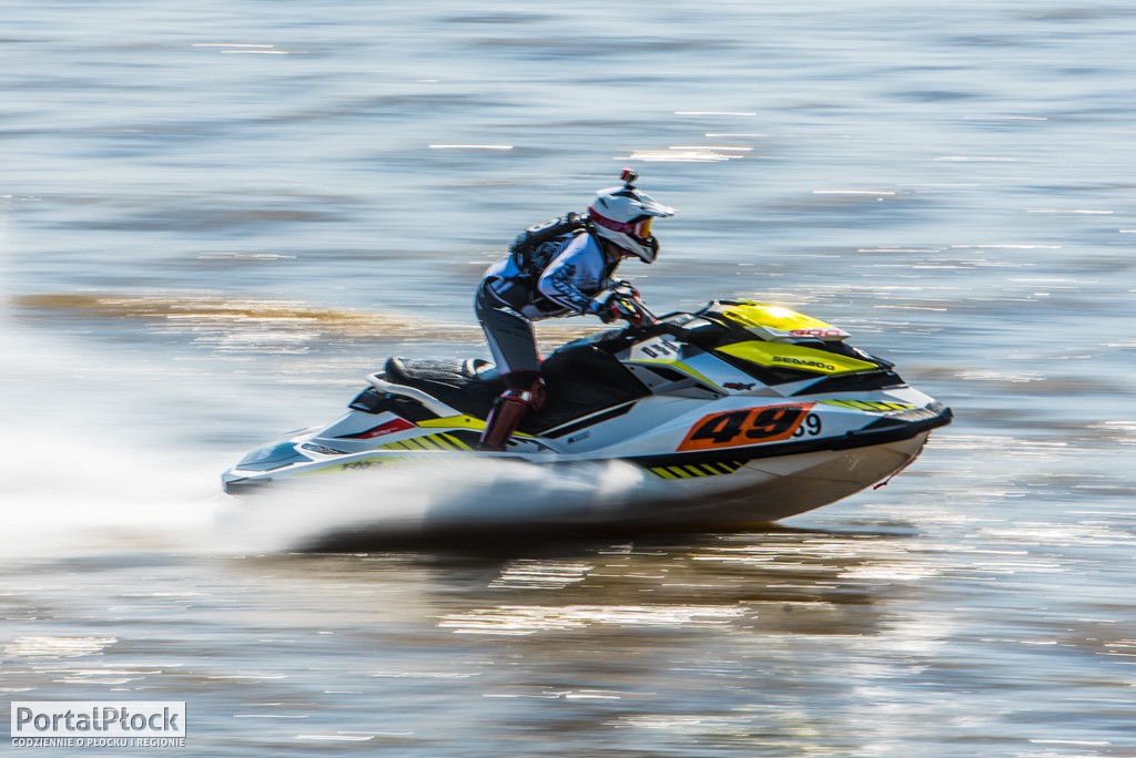 500 koni i 140 km/h po Wiśle! Szalone ściganie w sobotę, będziecie tam? - Zdjęcie główne