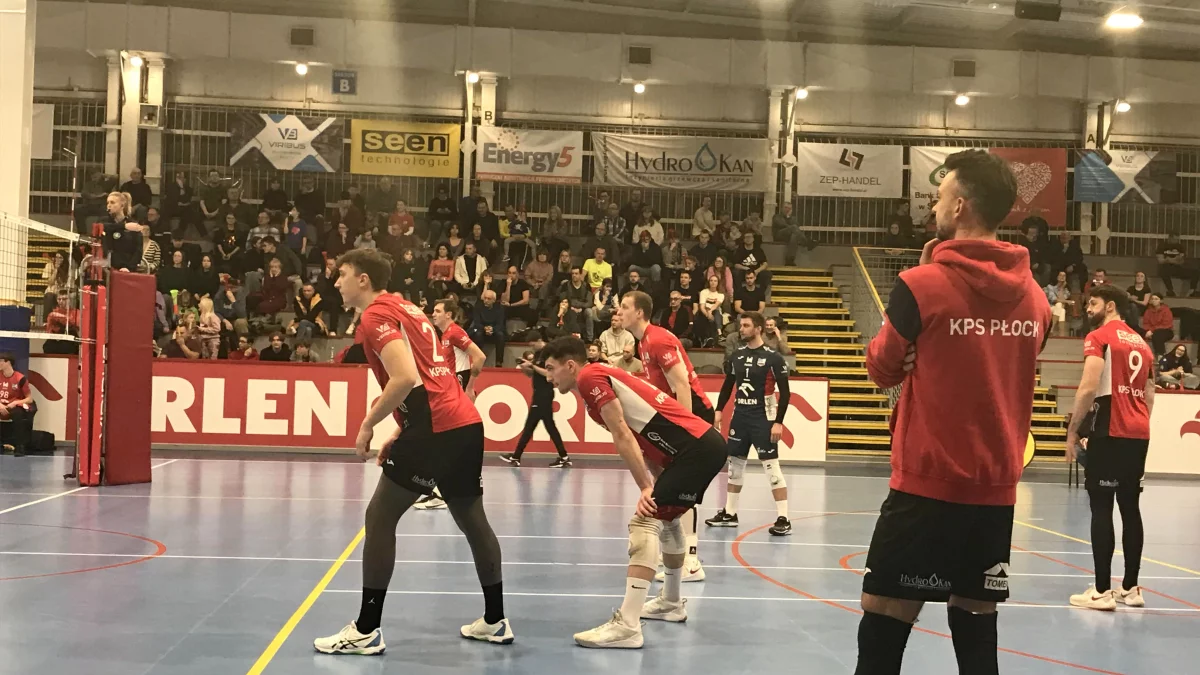 Druga liga siatkówki. KPS Płock miał swoje szanse, ale punkty zgarnął Volley Team Żychlin - Zdjęcie główne