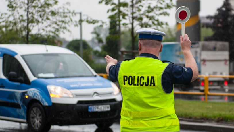 Wsiadł za kierownicę pomimo sądowego zakazu. Wpadł - Zdjęcie główne