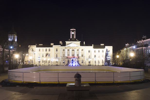 Nowa impreza na starówce. Disco lodowisko - Zdjęcie główne