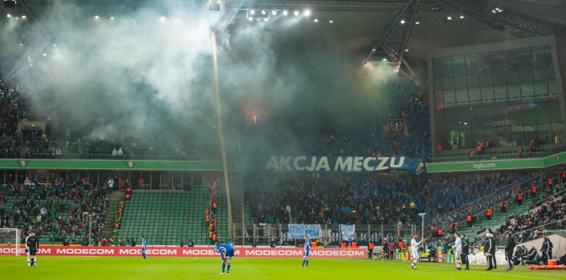 Sensacja w Derbach Mazowsza. Pełny sektor kibiców Wisły w Warszawie - Zdjęcie główne