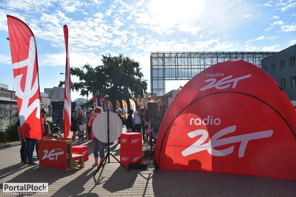 Radio ZET będzie nadawać z Płocka! Zapraszają na darmowe śniadanie i moc atrakcji - Zdjęcie główne