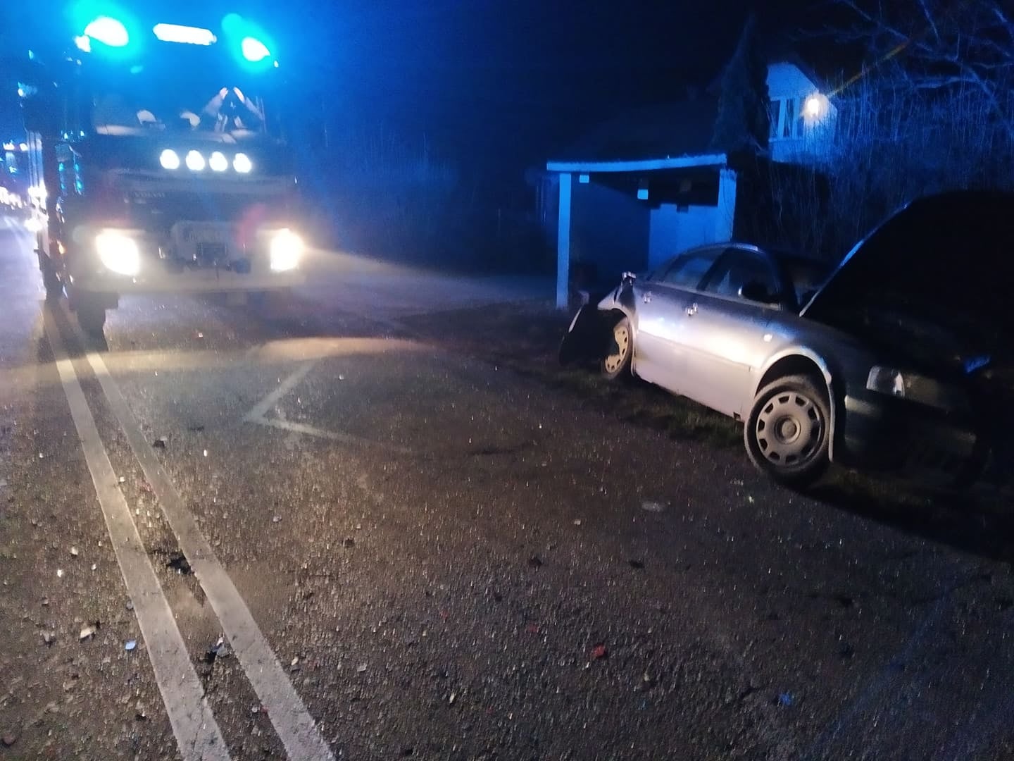 Zderzenie osobówek niedaleko Płocka. Jedna osoba trafiła do szpitala [ZDJĘCIA] - Zdjęcie główne