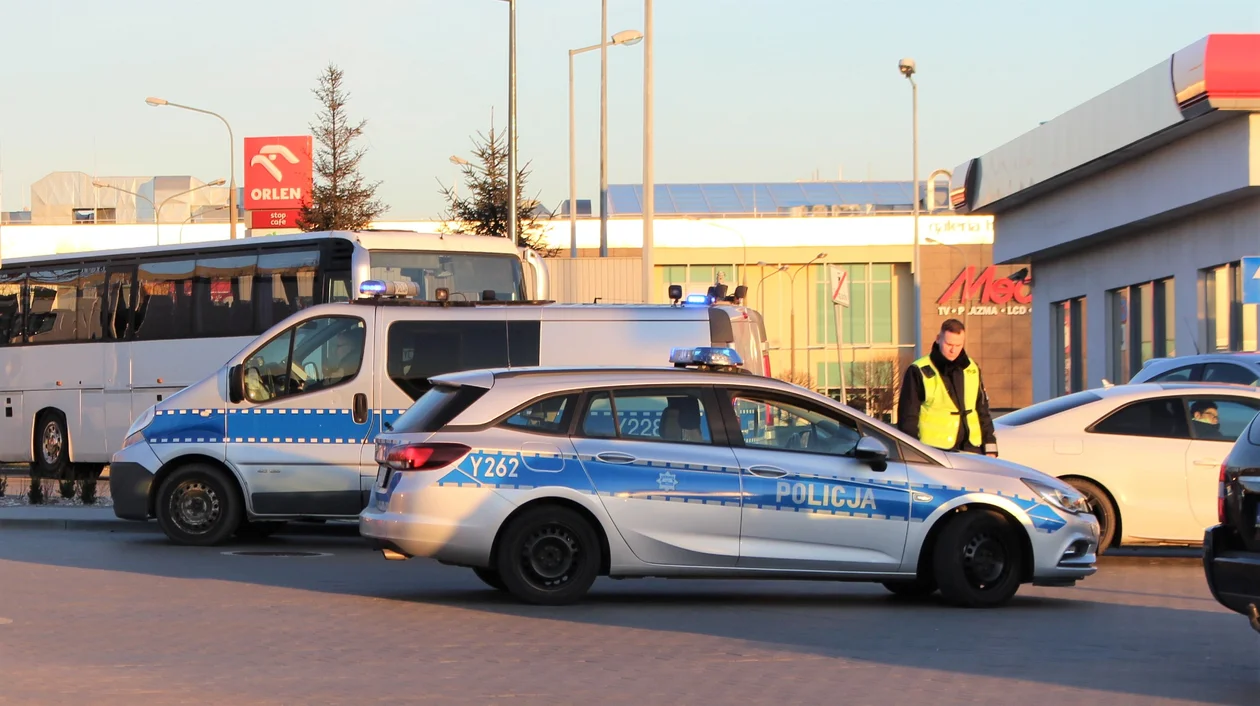 Potrącenie chłopca na przejściu dla pieszych na Podolszycach - Zdjęcie główne