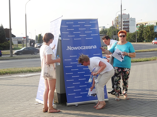 Nowoczesna: Nie bojkotujcie referendum - Zdjęcie główne