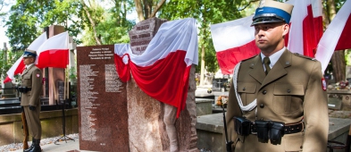 Zagrzmiały salwy na cześć Żołnierzy Niezłomnych - Zdjęcie główne