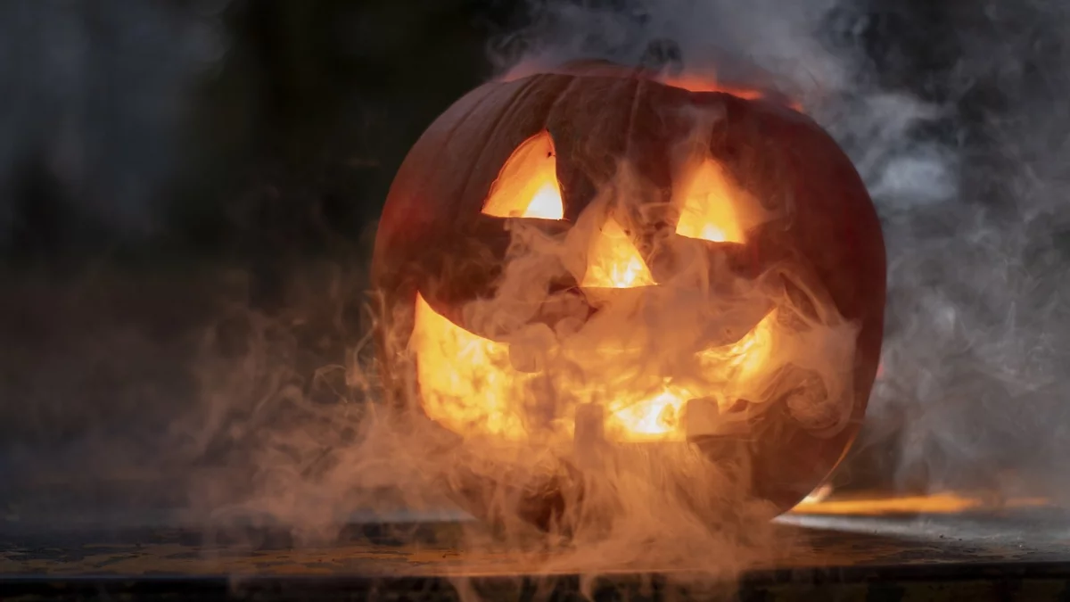 Halloween kontra Wszystkich Świętych. Ksiądz: Budujmy życie na Ewangelii, a nie na horrorze! - Zdjęcie główne