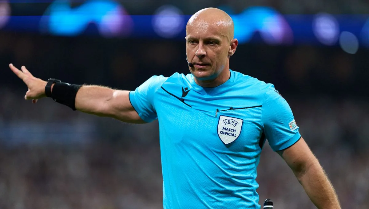 Szymon Marciniak przerywa milczenie! Arbiter komentuje decyzję UEFA w sprawie finału - Zdjęcie główne