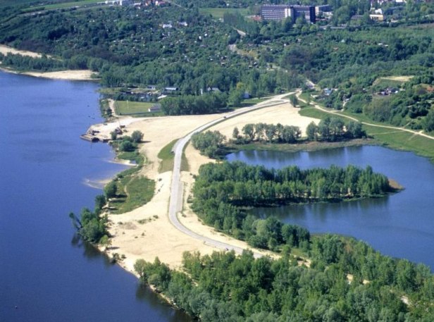 Samochodem na plażę nie dojedziesz - Zdjęcie główne