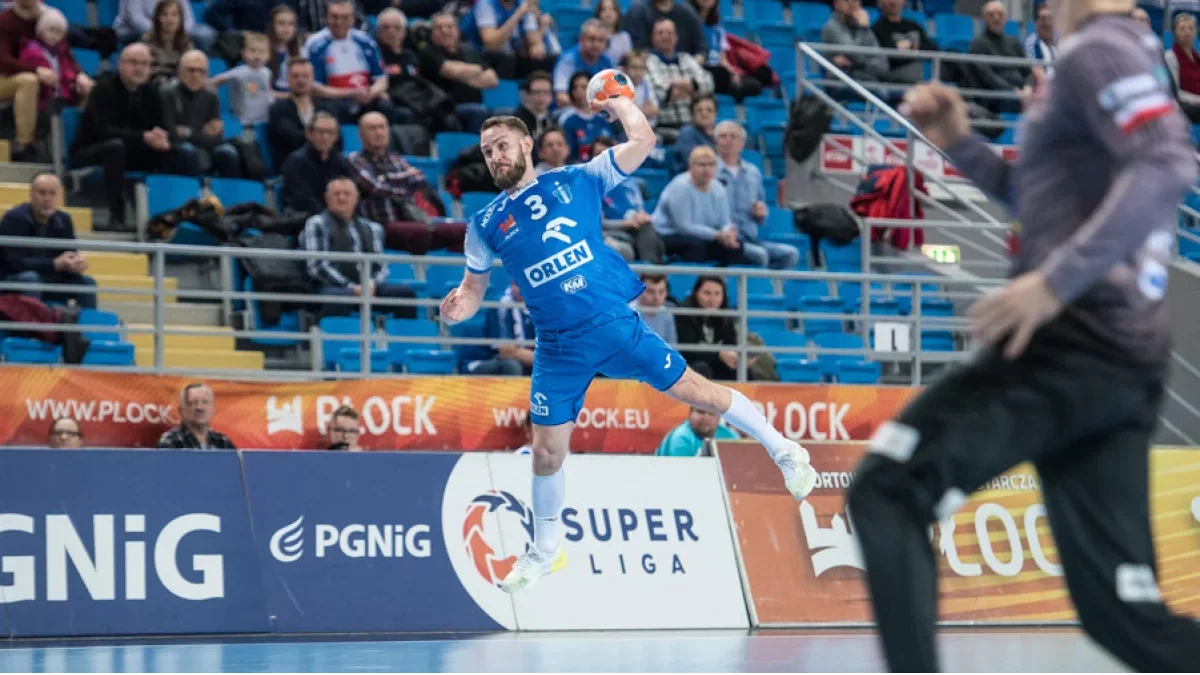 Czerwone kartki, kara dla trenera Wisły. Nafciarze pokonali Wybrzeże Gdańsk, teraz półfinał Pucharu Polski z Kielcami