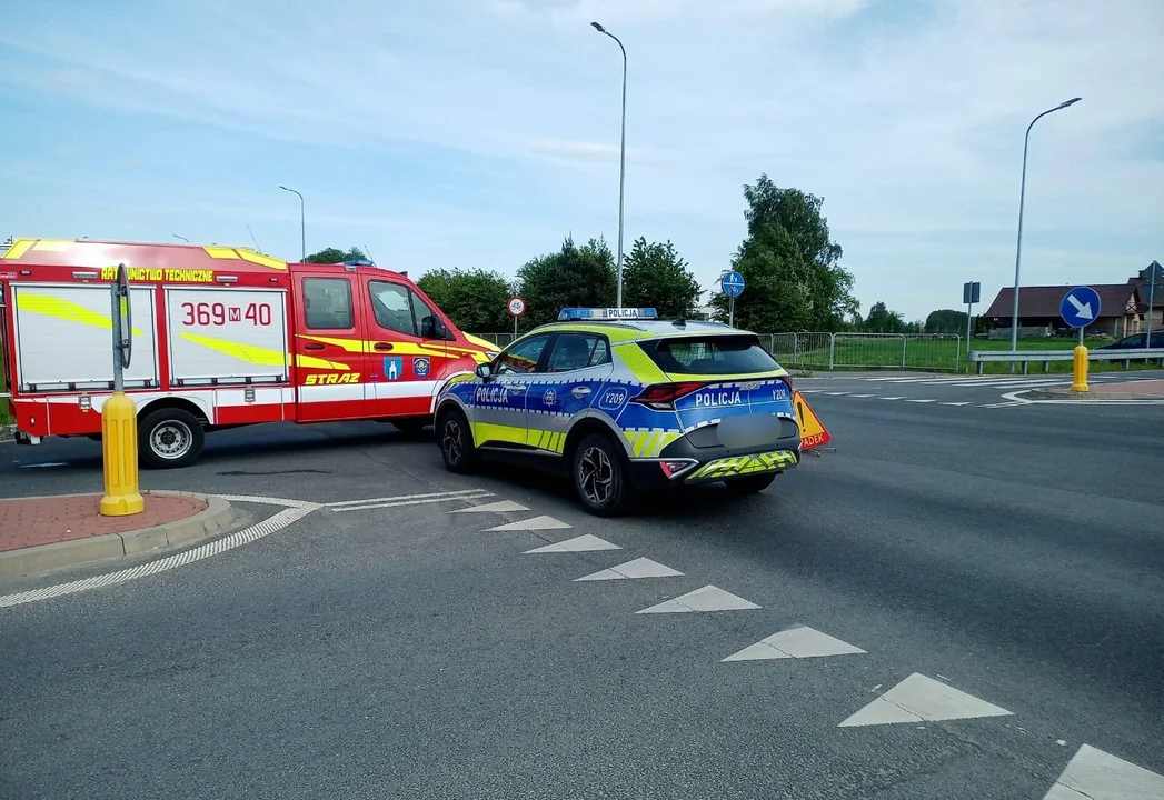 Wypadek niedaleko Płocka. Senior wymusił pierwszeństwo, motocyklista w szpitalu - Zdjęcie główne